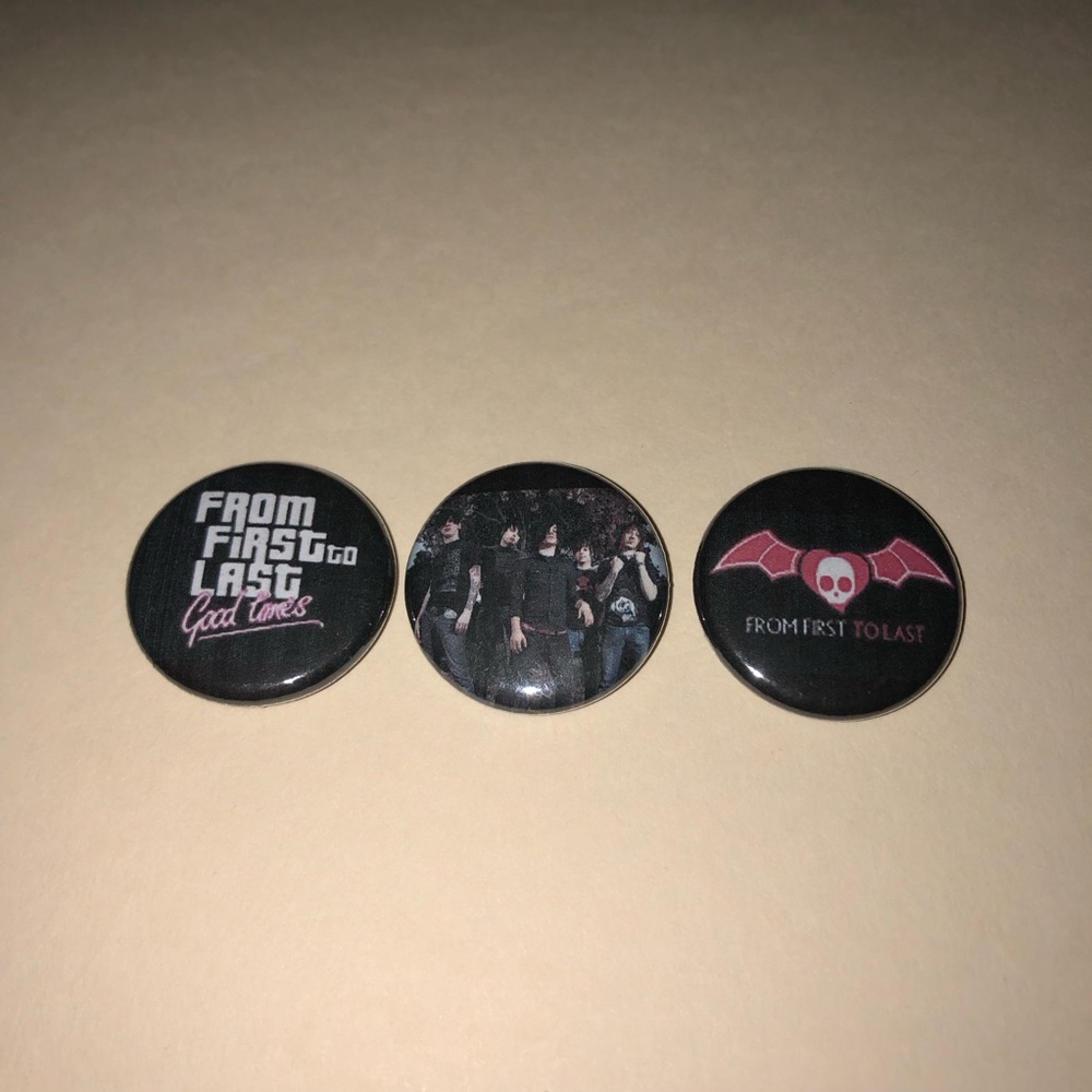 From First To Last (band). Pins. Y2K.